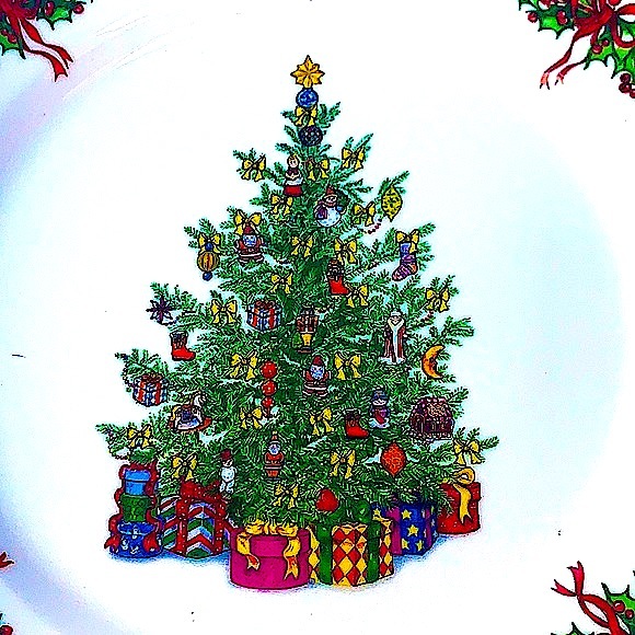 CHRISTOPHER RADKO “HOLIDAY CELEBRATIONS TRADITIONS” DINNER PLATE - Picture 3 of 7